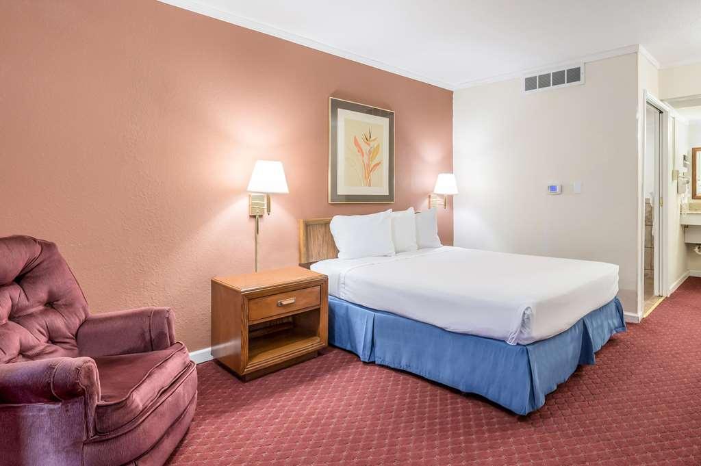 Americas Best Value Inn St. Joseph At I-29 Zimmer foto